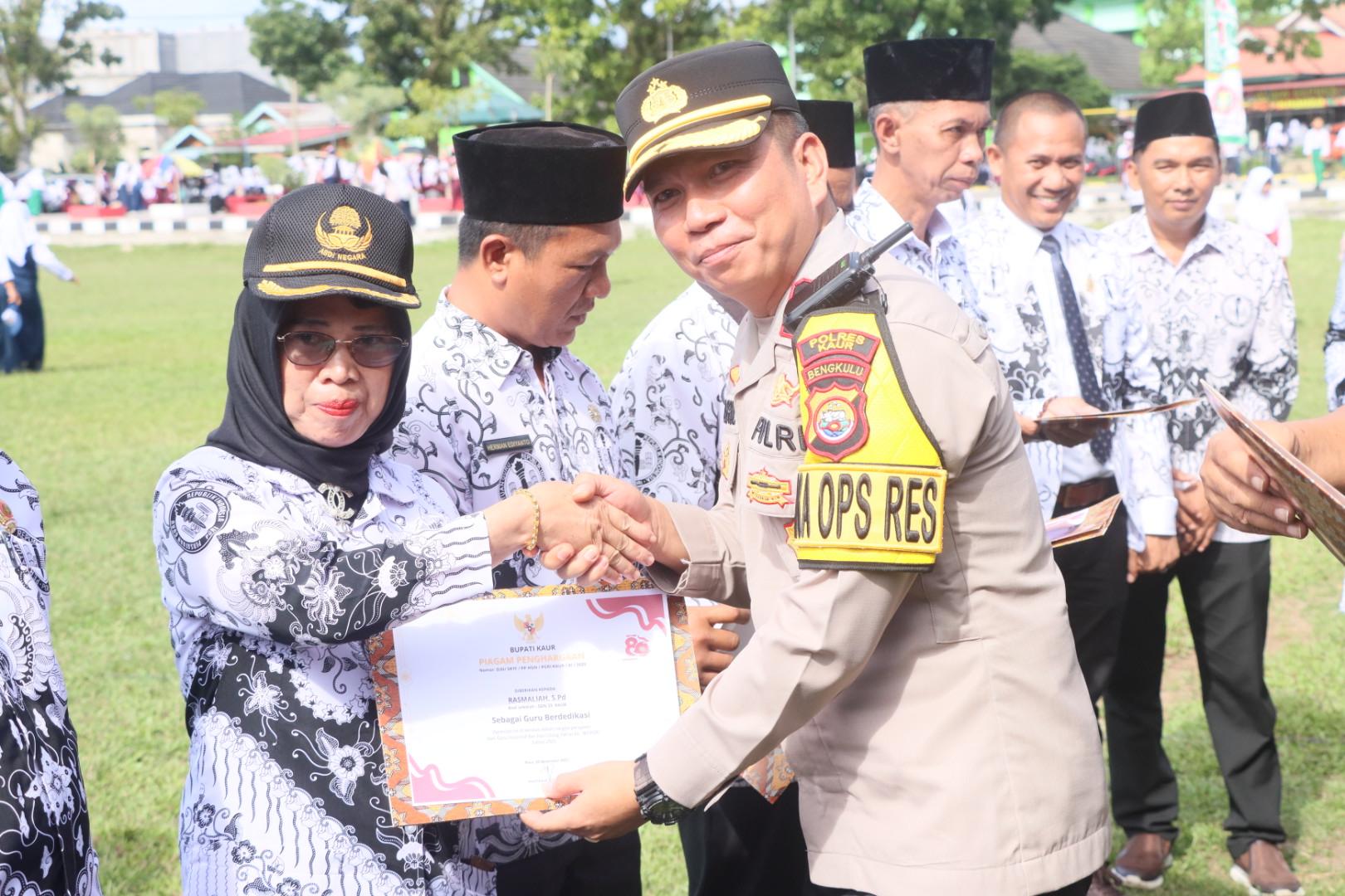 Polres kaur 