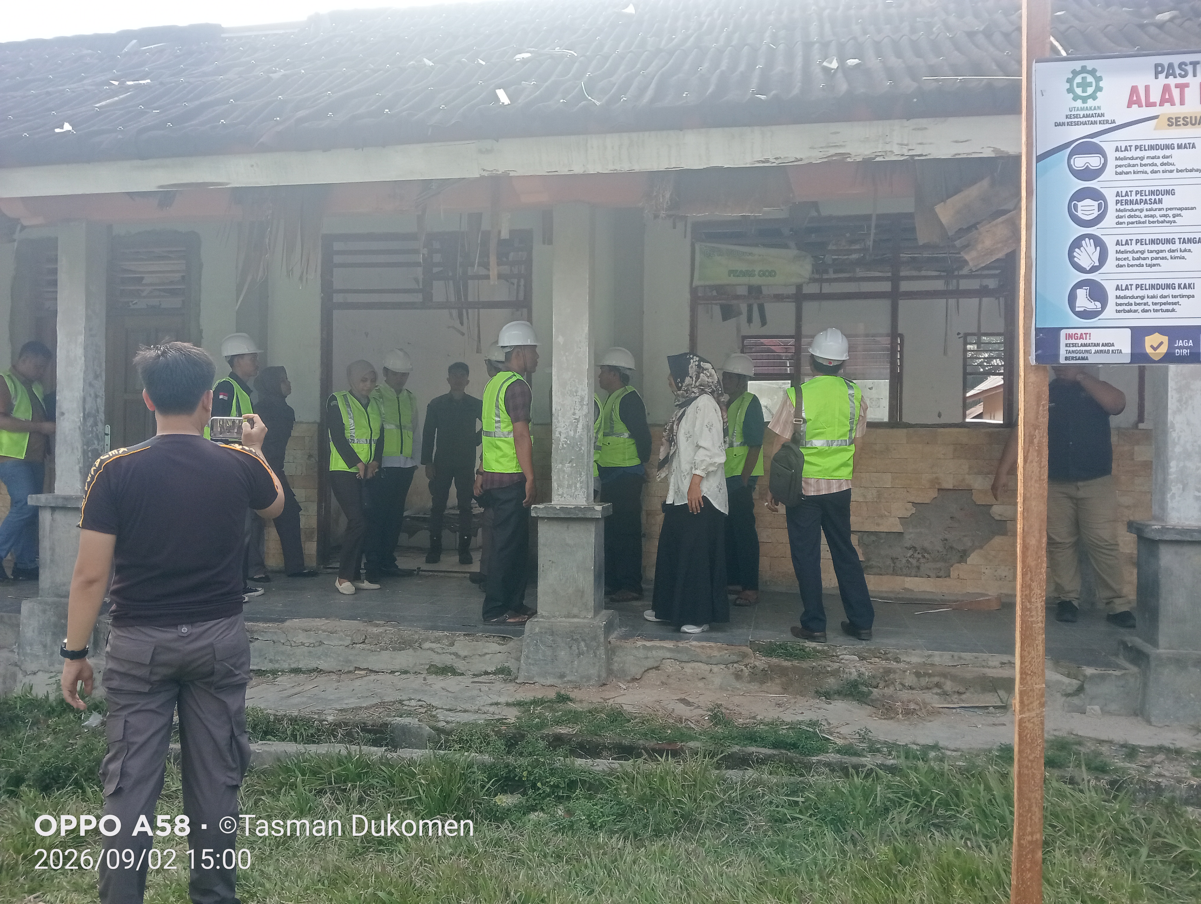 Poto pengecekan pembangunan rehabilitasi 